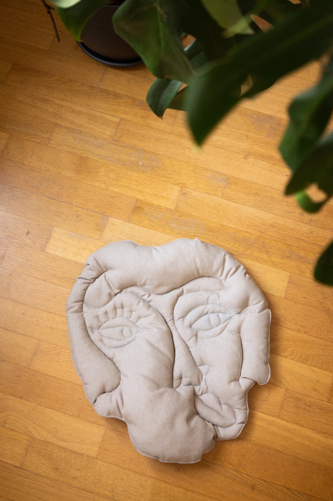 Handmade Face Pillow – Unique design from Berlin